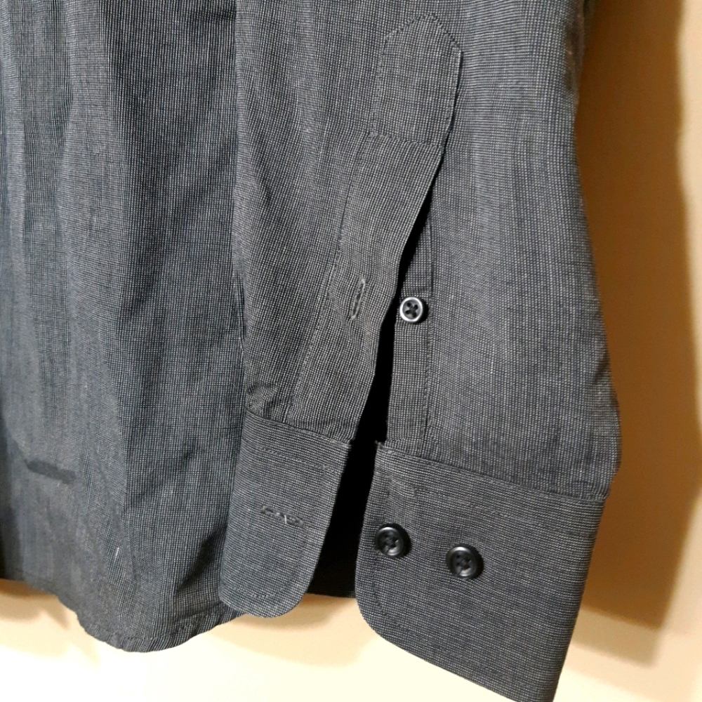 Airwalk | Light check grey and black button down - Picture 2 of 11